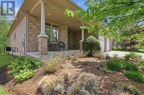28 North Pointe Drive Stratford ON N5A 8C3