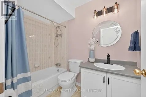 10 Armstrong Drive Smiths Falls ON K7A 5H8