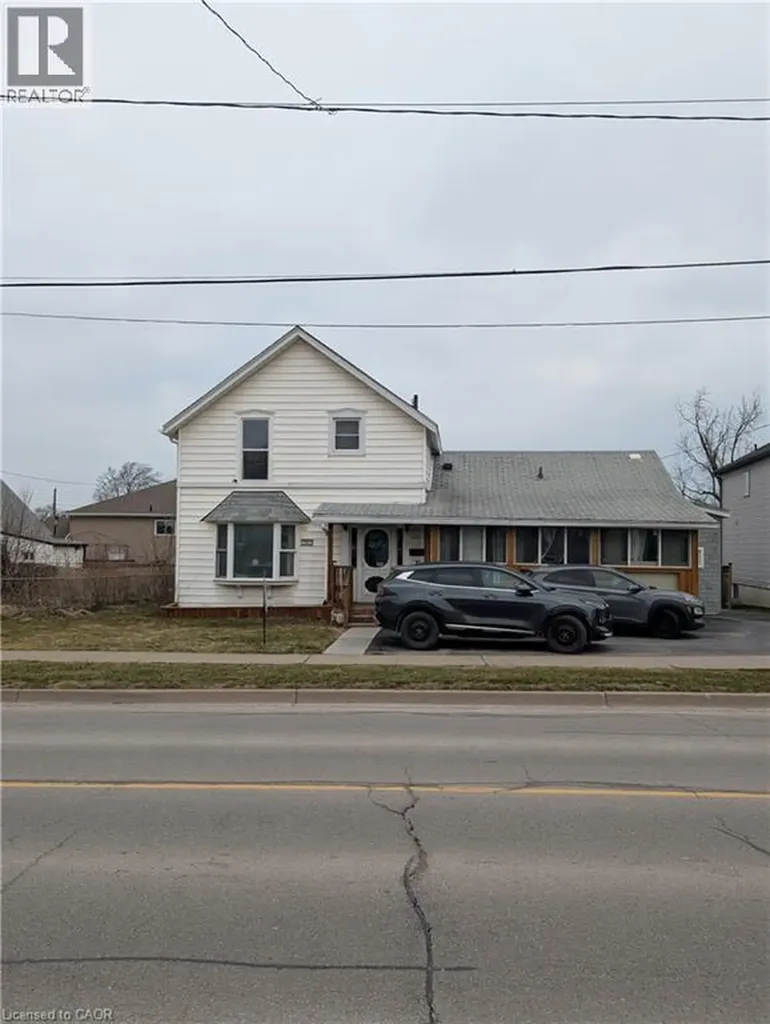 21 Lincoln Avenue St. Catharines ON L2P 2C7