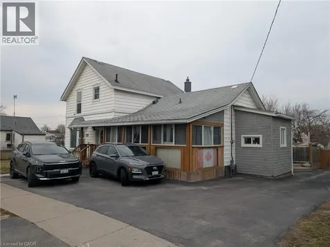 21 Lincoln Avenue St. Catharines ON L2P 2C7
