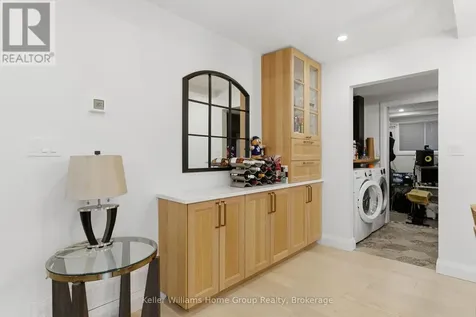 989 Northfield Drive East Woolwich ON N0B 1N0