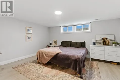 989 Northfield Drive East Woolwich ON N0B 1N0