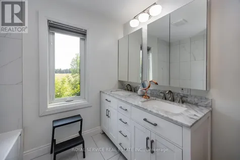 7166 Dale Road Hamilton Township ON L1A 3V6