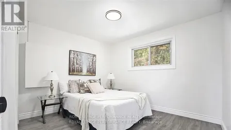 33 Majestic Drive North Ottawa ON K2G 1C6