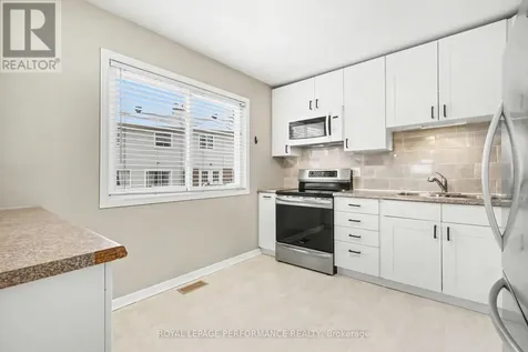 1403 Beaucourt Place Ottawa ON K4A 1W3