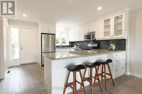 145 Fairway Crescent Collingwood ON L9Y 5B4