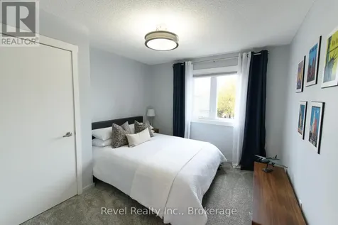 145 Fairway Crescent Collingwood ON L9Y 5B4