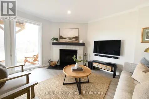 145 Fairway Crescent Collingwood ON L9Y 5B4