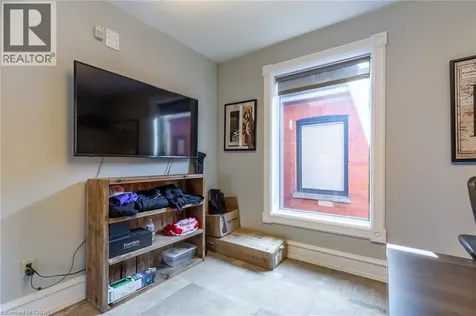 21 Bold Street Hamilton ON L8P 1T3
