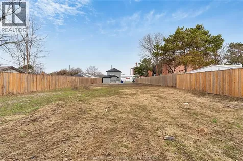 248 Park Avenue East Chatham ON N7M 3V9