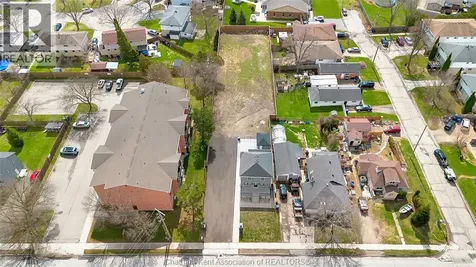 248 Park Avenue East Chatham ON N7M 3V9