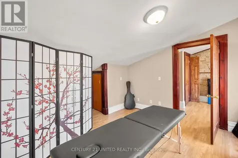 79 King Street West Cobourg ON K9A 2M4