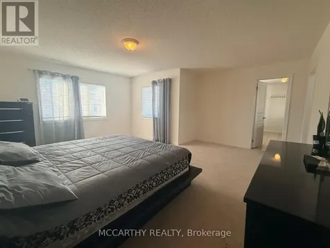 124 Johnson Drive Shelburne ON L9V 3V9