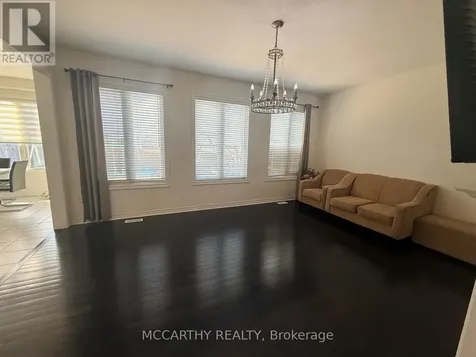 124 Johnson Drive Shelburne ON L9V 3V9