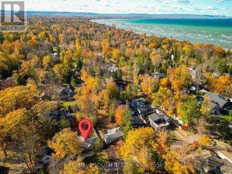 98 33rd Street North Wasaga Beach ON L9Z 2B9