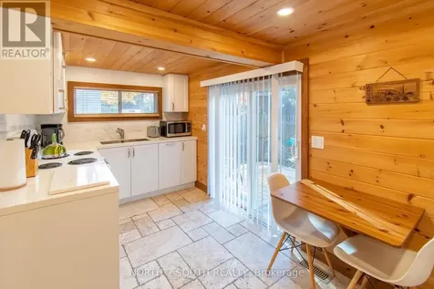 98 33rd Street North Wasaga Beach ON L9Z 2B9