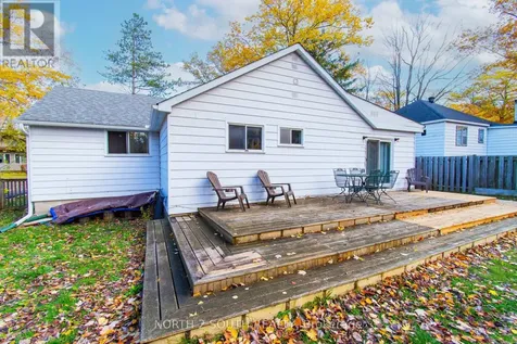 98 33rd Street North Wasaga Beach ON L9Z 2B9