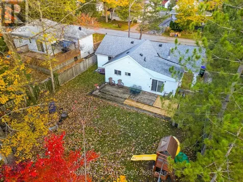 98 33rd Street North Wasaga Beach ON L9Z 2B9