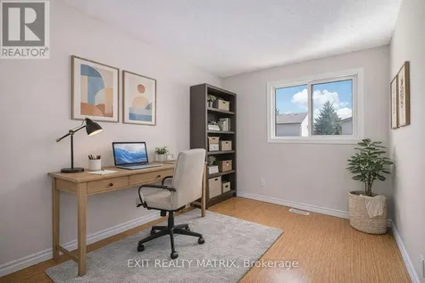 1432 Deavy Way East Ottawa ON K1E 2W8