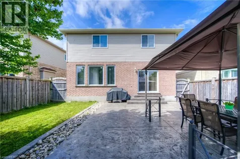 504 Wood Nettle Way Waterloo ON N2V 2Y1