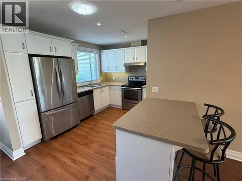 5 Jaczenko Terrace Hamilton ON L9B 1T8