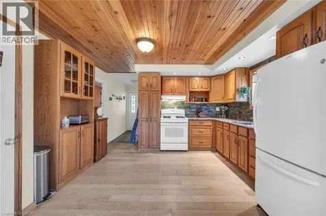 109 Mcnab Street East Port Dover ON N0A 1N0