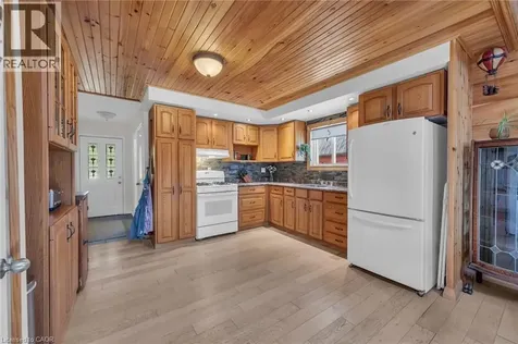 109 Mcnab Street East Port Dover ON N0A 1N0