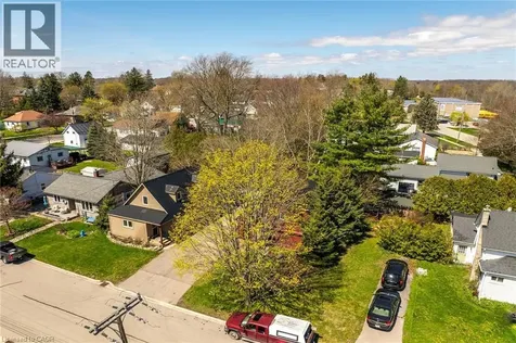 109 Mcnab Street East Port Dover ON N0A 1N0