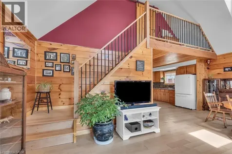 109 Mcnab Street East Port Dover ON N0A 1N0