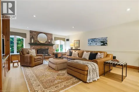 373 Brookview Court Ancaster ON L9G 4E6