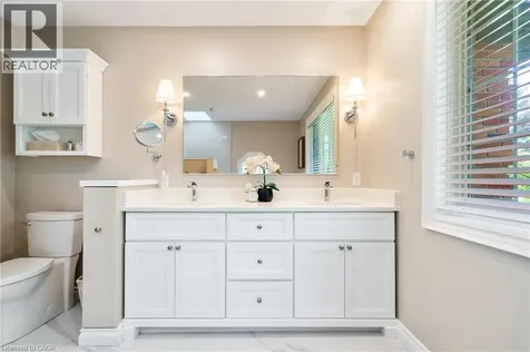 373 Brookview Court Ancaster ON L9G 4E6