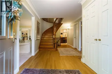 373 Brookview Court Ancaster ON L9G 4E6