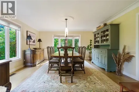 373 Brookview Court Ancaster ON L9G 4E6
