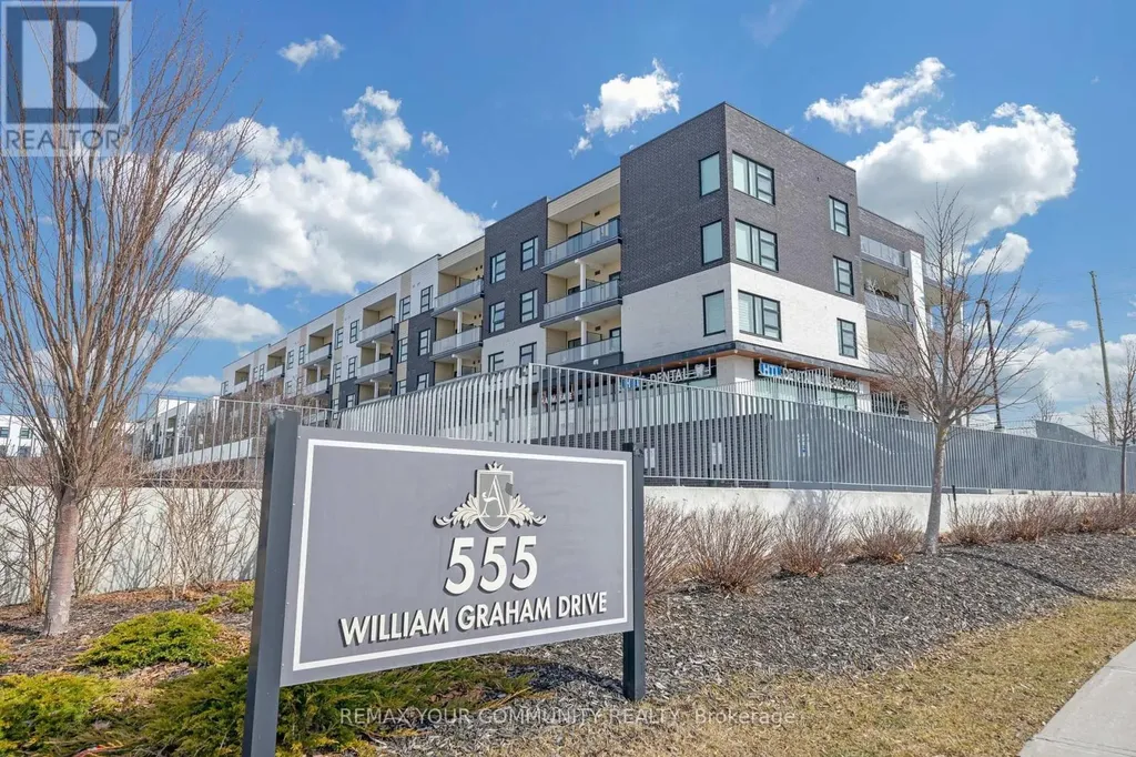 555 William Graham Drive Aurora ON L4G 3H9