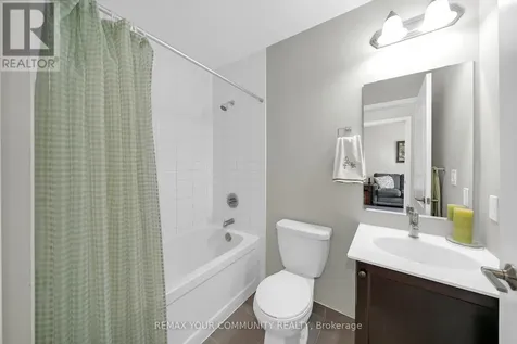 555 William Graham Drive Aurora ON L4G 3H9