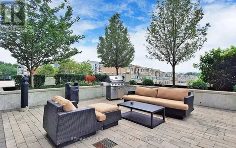 555 William Graham Drive Aurora ON L4G 3H9