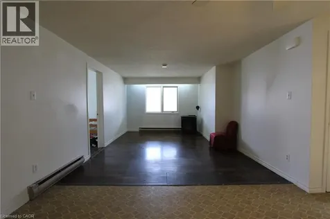 1343 King Street North Woolwich ON N0B 2N0