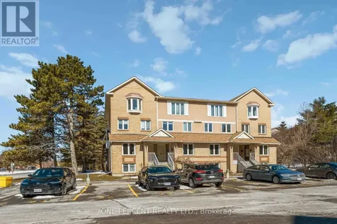 6643 Bilberry Drive Ottawa ON K1C 4N5
