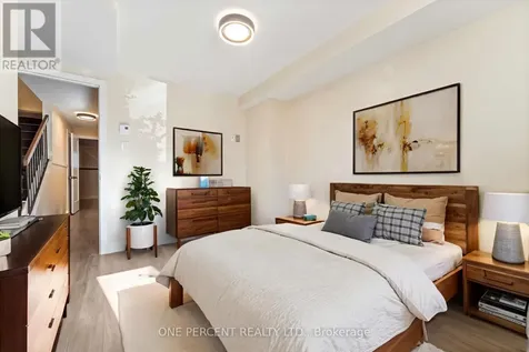 6643 Bilberry Drive Ottawa ON K1C 4N5