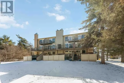 6643 Bilberry Drive Ottawa ON K1C 4N5