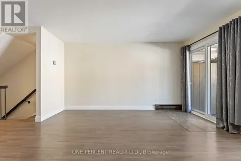 6643 Bilberry Drive Ottawa ON K1C 4N5