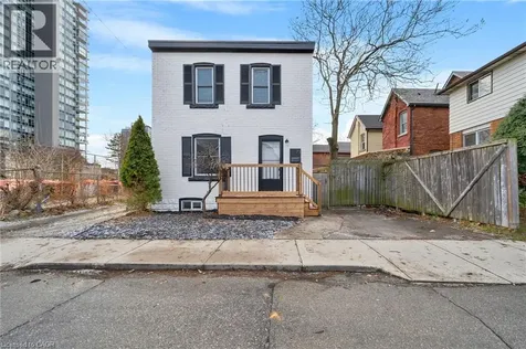 73 Peter Street Hamilton ON L8R 1T4