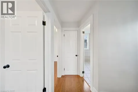 73 Peter Street Hamilton ON L8R 1T4