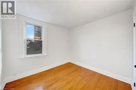 73 Peter Street Hamilton ON L8R 1T4