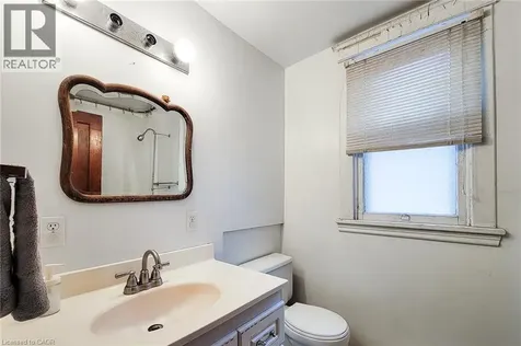 63 Carrick Avenue Hamilton ON L8M 2W4