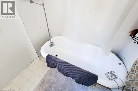 63 Carrick Avenue Hamilton ON L8M 2W4