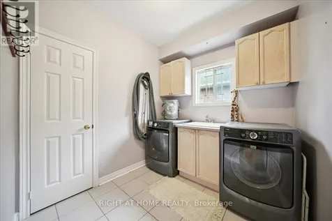 57 Kirkwood Crescent Caledon ON L7C 1B8