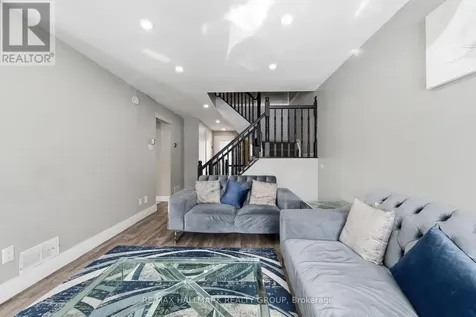 1924 Ashmont Street Ottawa ON K1C 7B9
