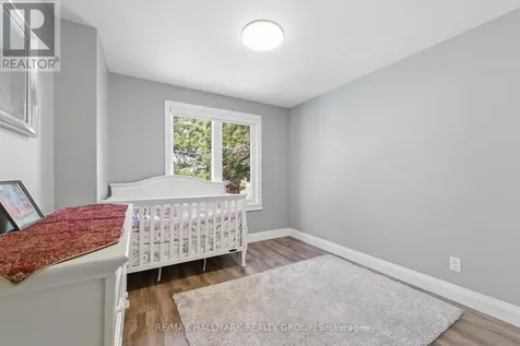 1924 Ashmont Street Ottawa ON K1C 7B9