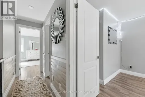 1924 Ashmont Street Ottawa ON K1C 7B9